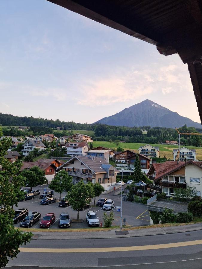 Hotel Chalet Bellerive Spiez Exterior foto